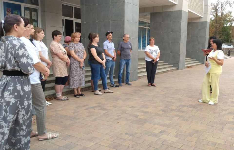 Заместитель главы администрации Волновахского муниципального округа и координатор Женского движения "Единой России" Елена Снисаренко провела встречу с коллективом Волновахского краеведческого музея и жителями, рассказав о...