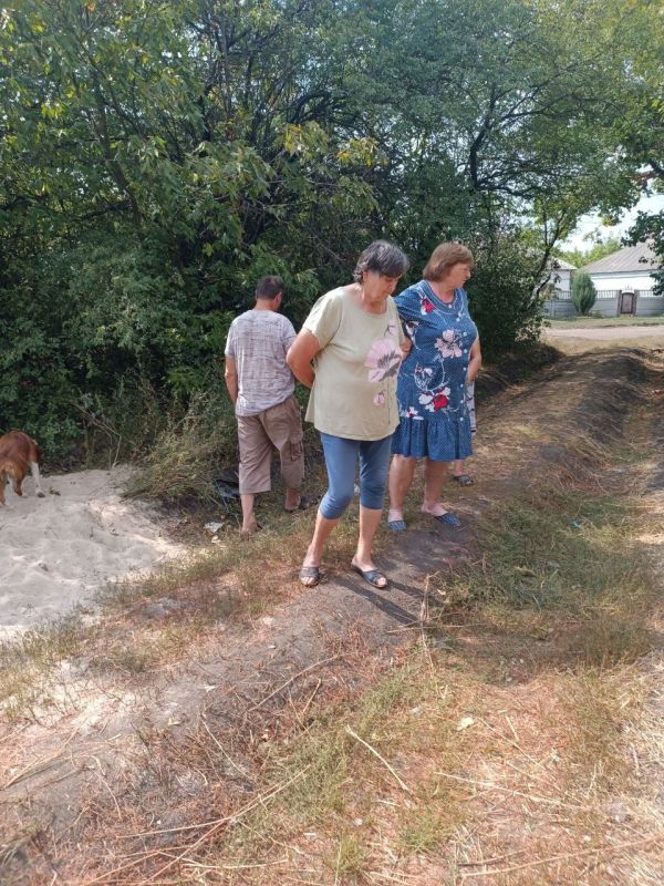 Таймураз Арсоев: В рамках постоянного диалога с населением, инициированного Главой ДНР Денисом Пушилиным, встретился с жителями города Волновахи по улице Дачная