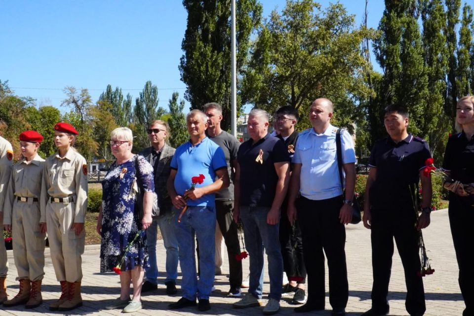 ��������� �����: ��������� ��������� � ��������� ����� � 80-����� ������ ��� �������������� ������� � ��������� ������ ������� �����