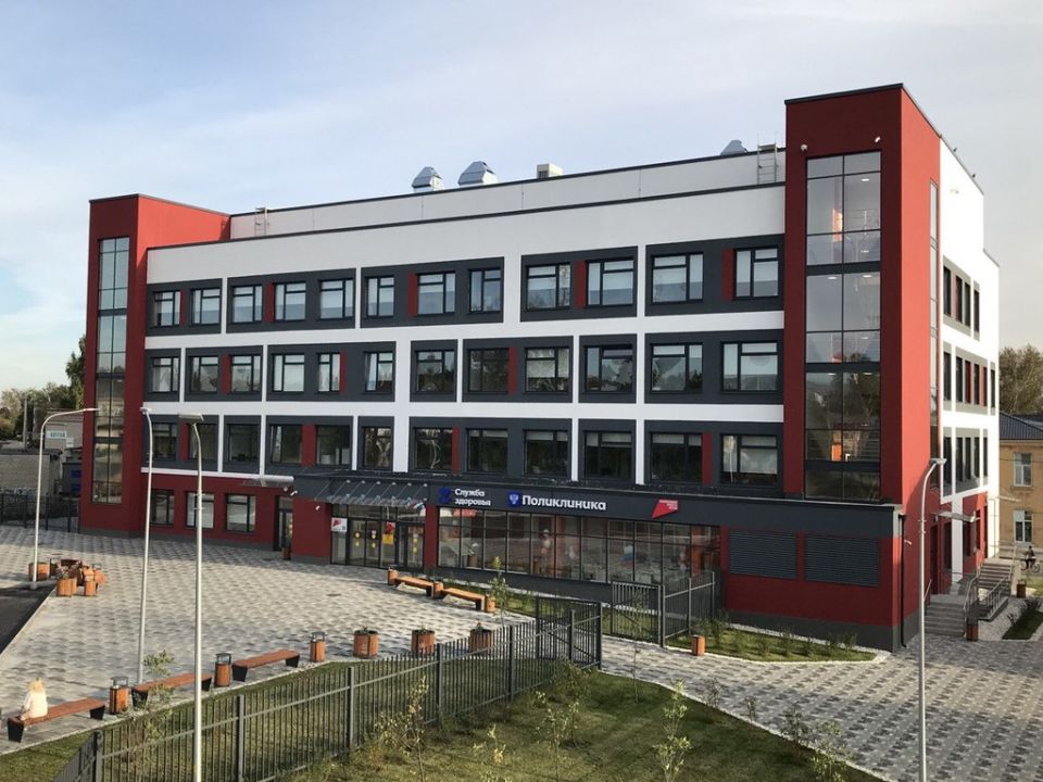 Новая 4-этажная поликлиника для взрослых открыла двери в Артёмовском Свердловской области