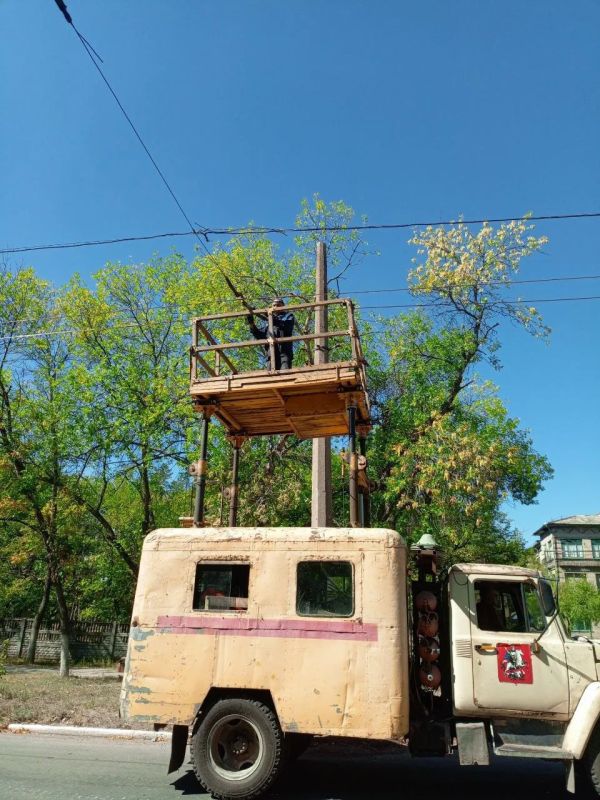  :      -             ...