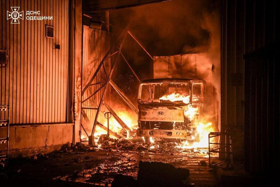 Олег Царёв: ВС РФ ночью нанесли удары по военным объектам в шести областях Украины