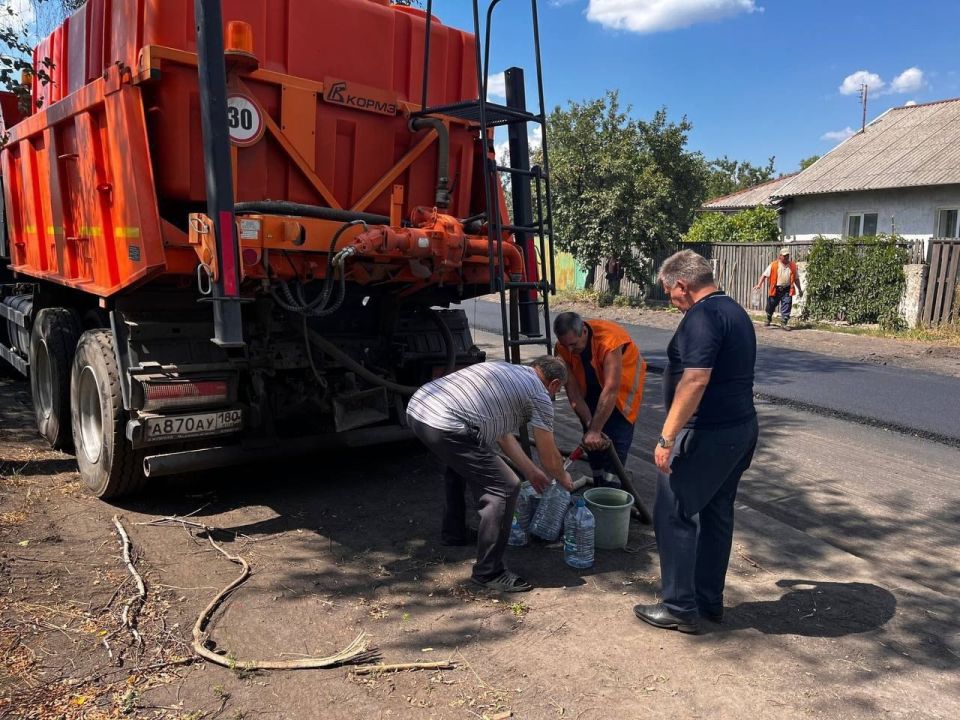  : 4  2025        ,      ,           ...