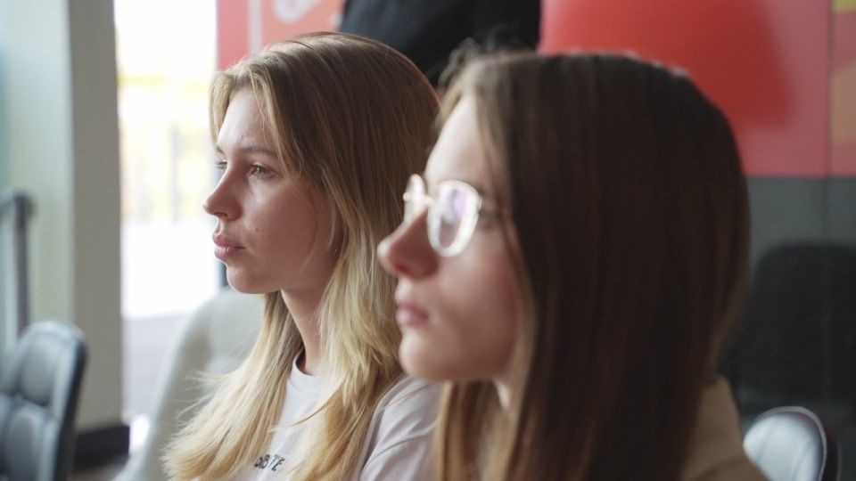 Кирилл Макаров: Вместе с Григорием Александровичем обсудили с руководством вузов, как эффективно выстроить работу с началом полноценного очного обучения — это новая ответственность и новые возможности для студенчества