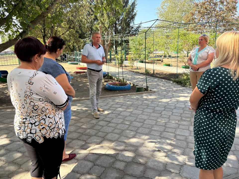 Сергей Юзвинкевич: Провел встречу с трудовым коллективом ГКДОУ "Новокрасновский детский сад Володарского М.О."