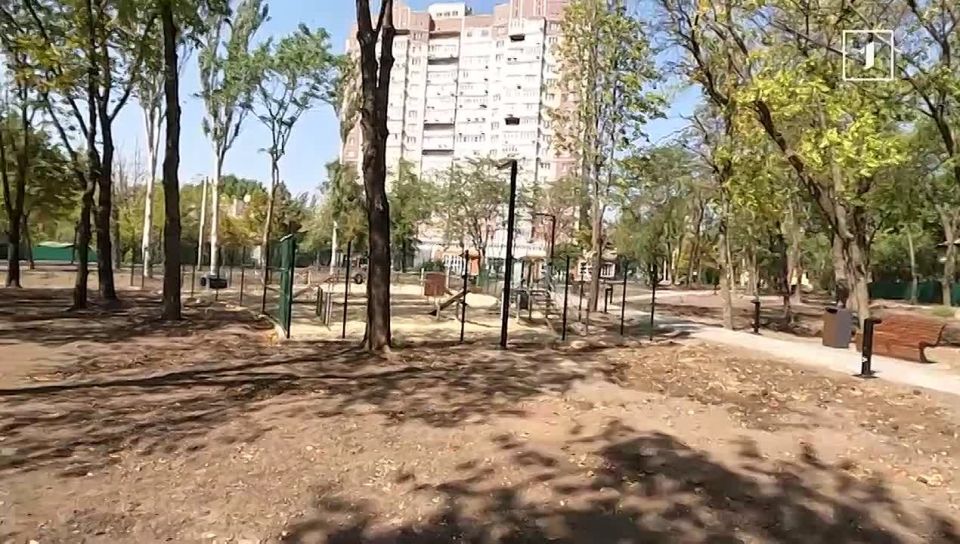 #ТуризмДНР. Парк «Гулливер» заиграл новыми красками: от глухой посадки к современной парковой зоне Благодаря усилиям региона-шефа Москвы при поддержке Главы ДНР Дениса Пушилина в Калининском районе Донецка благоустроили парк...