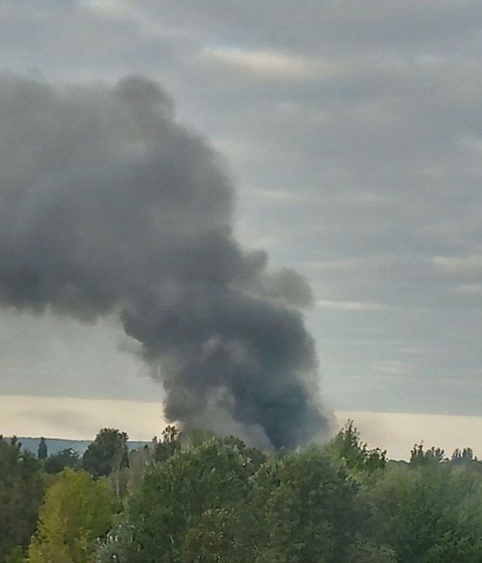 Утренний Славянск. "Укрзалізниця" сообщает о прилете на объект железнодорожной инфраструктуры