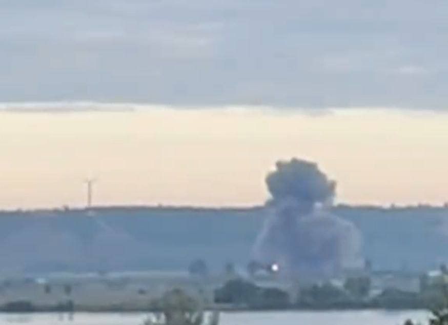 Удар в Славянске был нанесён и по складу боеприпасов ВСУ