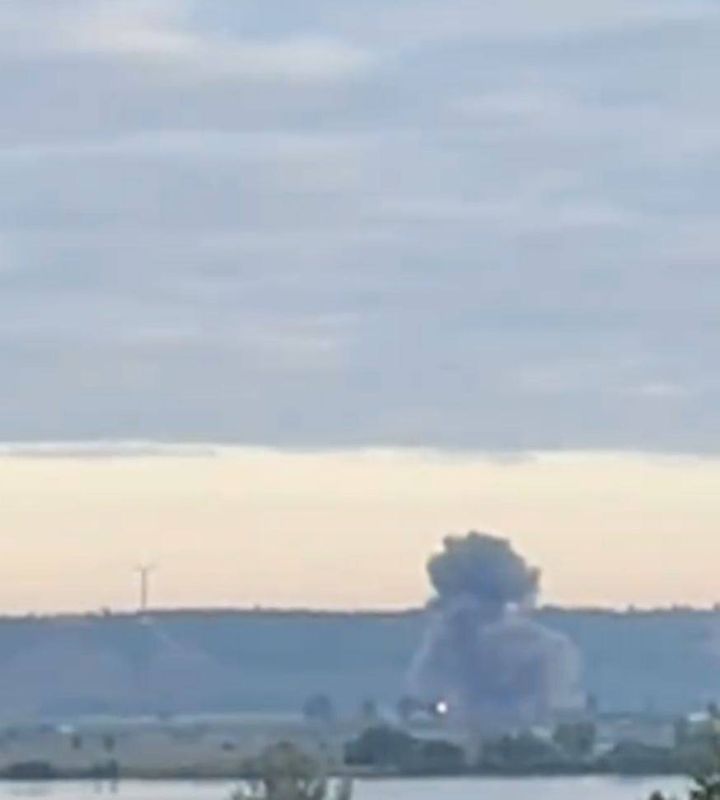 Взрывы в Славянске.