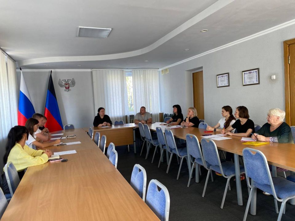 �������� ������: ������� ������� ��������� ����� � ������� ������ ��� ��� ���� �. ��������� ������� ����������, ������������ ������������� � ��������������� �������������� �����������, ��� ���� ����������� ����� ������� ���: