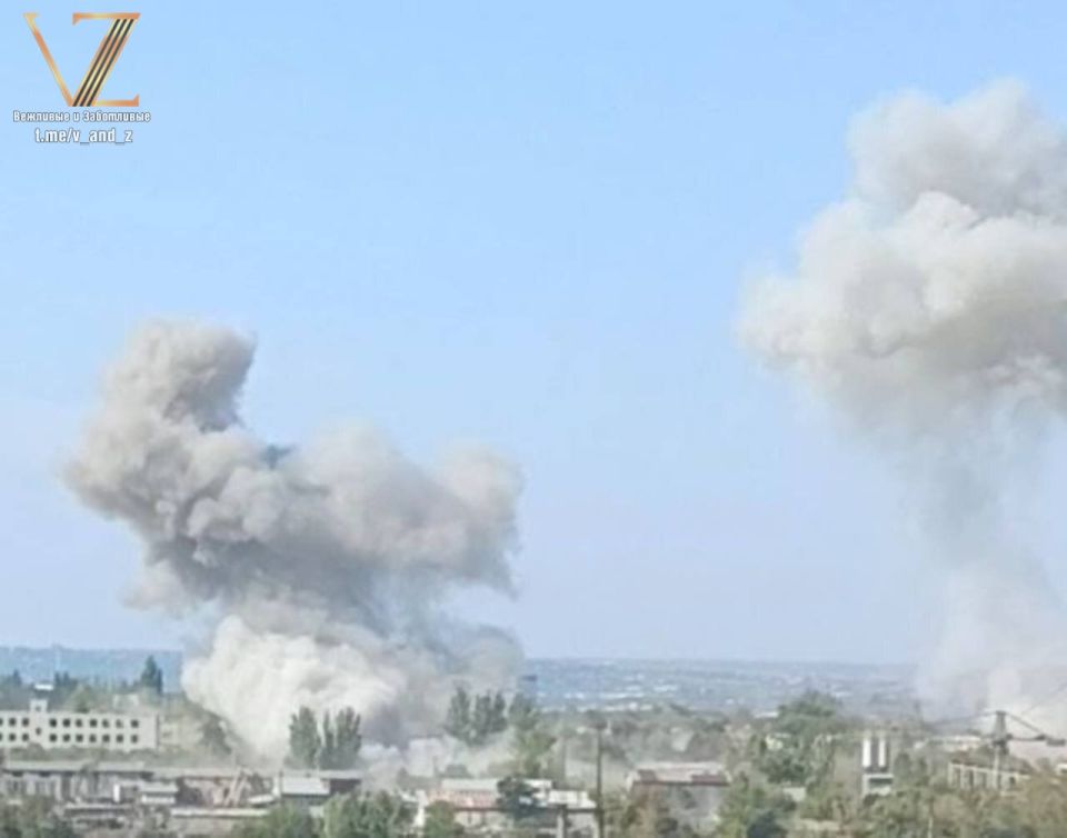 По данным очевидцев, в промзоне Краматорска произошёл мощный взрыв