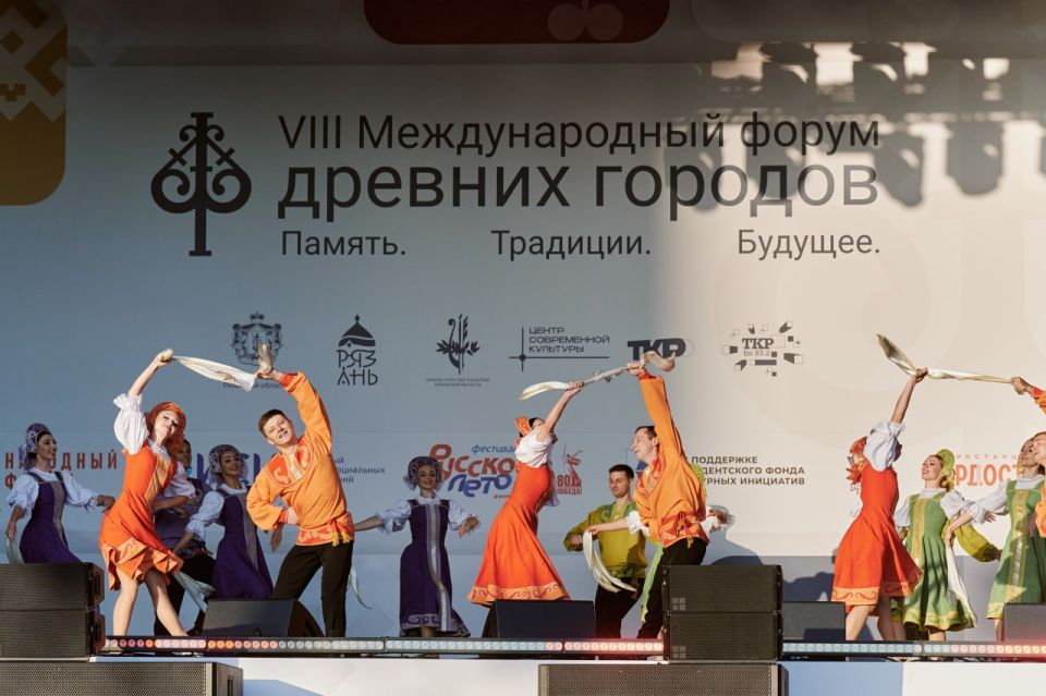 «Донбасс» представил своё искусство на VIII Международном форуме древних городов в Рязани