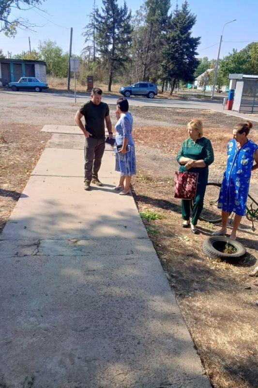 Начальник Василевского территориального отдела Ирина Щурова встретилась с жителями с. Ульяновское