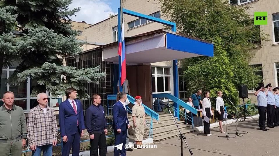 Школе в Донецке присвоили имена ефрейтора Ивана Коковина и рядового Майкла Глосса, погибших на СВО