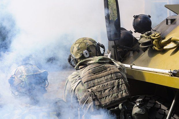 Аронец: ВС РФ скоро могут взять под контроль Славянско-Краматорскую агломерацию