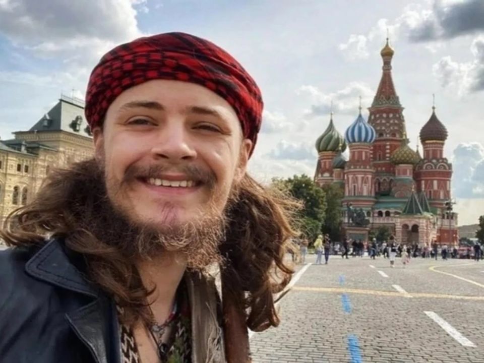 Кто такой этот сын замглавы ЦРУ и что он сделал