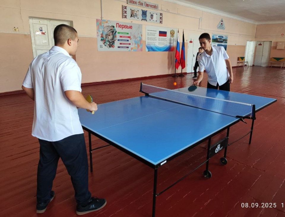 В рамках календаря спортивно - массовой работы городского округа Дебальцево в ГБОУ «Мироновская школа №10» прошел общешкольный этап по настольному теннису, приуроченный ко Дню освобождения Донбасса от немецко - фашистских...