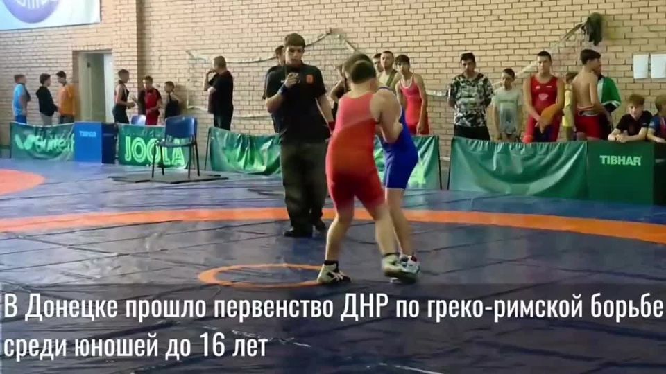 В Донецке состоялось первенство Донецкой Народной Республики по греко-римской борьбе среди юношей до 16 лет