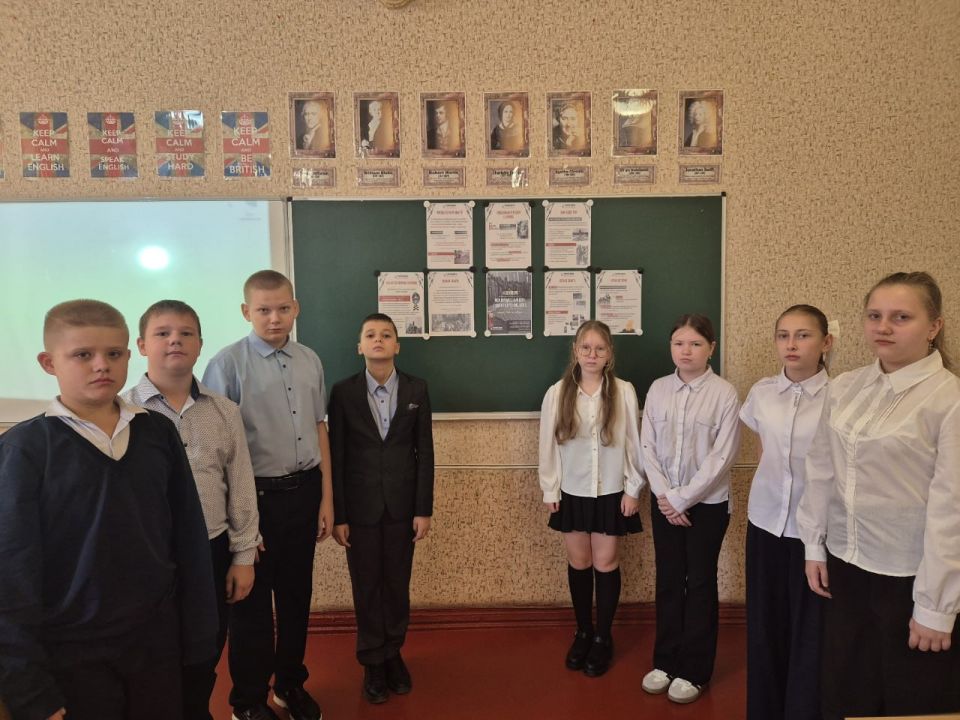 Школьники Ждановки вспомнили и почтили память жертв фашизма