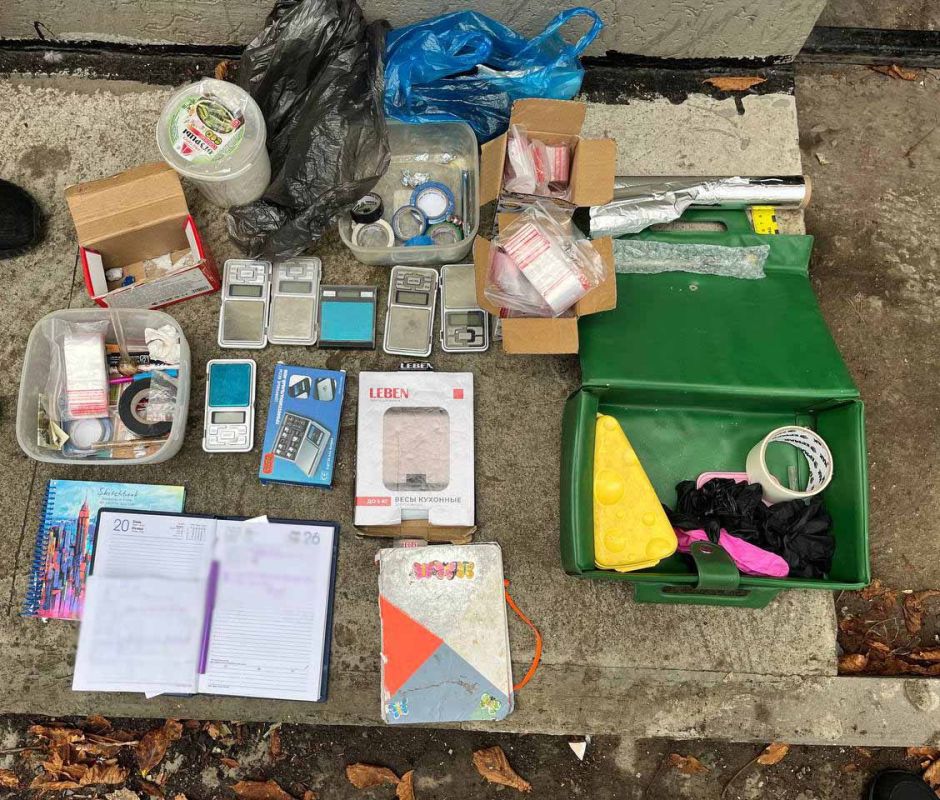 Полицейские пресеки попытку незаконного сбыта наркотиков в Мариуполе