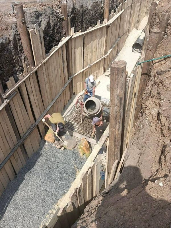 Ремонт коллектора в Светлодарске продолжается благодаря Камчатскому краю
