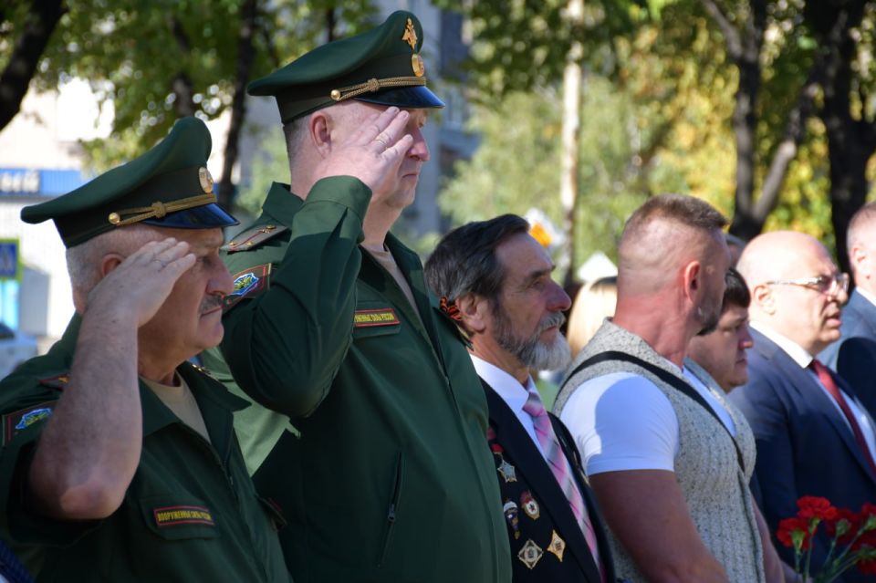 �������, � ���� ������ ����������, � ������ 60-����� �������, ��������� ����� � ��������� ���������� ���������