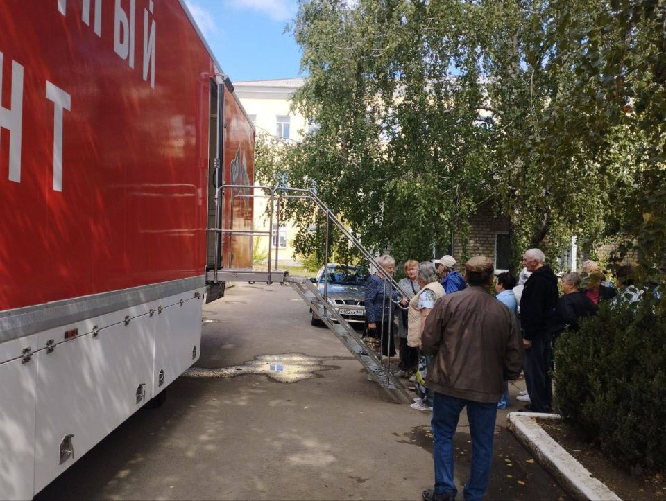 С середины июля врачи «Автопоезда здоровья» осмотрели более 700 пациентов в ДНР