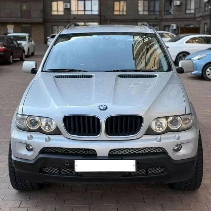 1 390 �.�. BMW X5, 2003 �.�