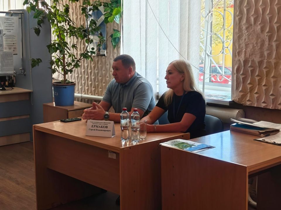 Сергей Ермаков: 15 сентября обсудил с сотрудниками местного отделения Фонда пенсионного и социального страхования вопросы, связанные с обеспечением жизнедеятельности округа: водоснабжение, подготовка к предстоящему...