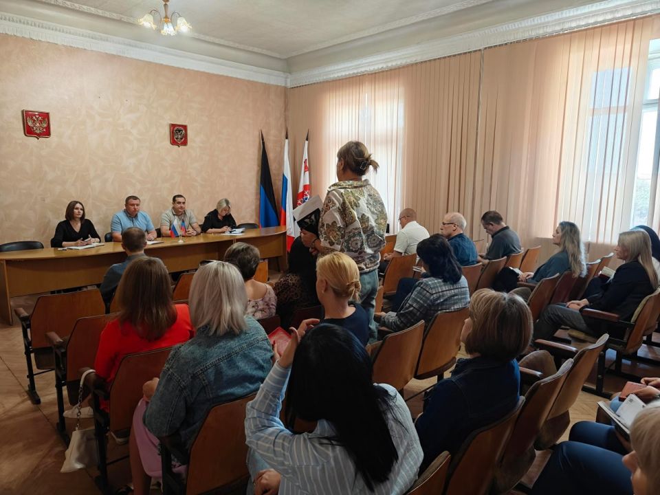 Сергей Ермаков: 15 сентября провел малое аппаратное совещание с начальниками отделов и структурных подразделений