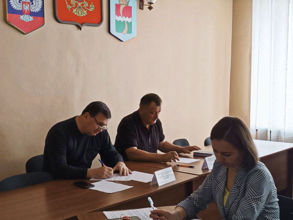  :    ,      , ,   ,      ,   ...