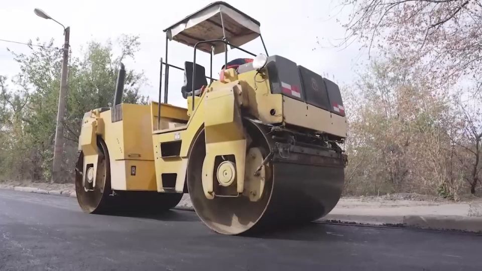 Денис Пушилин: К концу недели завершим ремонт улицы Нижневартовской в ранее прифронтовом Петровском районе Донецка