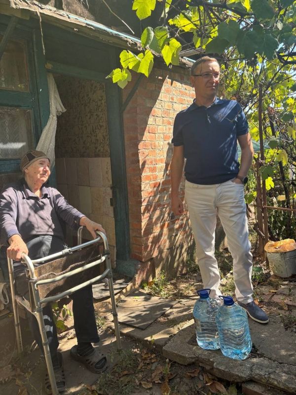 Роман Конев: Во исполнение поручения Главы Донецкой Народной Республики Дениса Пушилина, в среду, 17 сентября 2025 года, совместно с председателем общественного совета архимандритом Агафадором (Поляковым) осуществили...