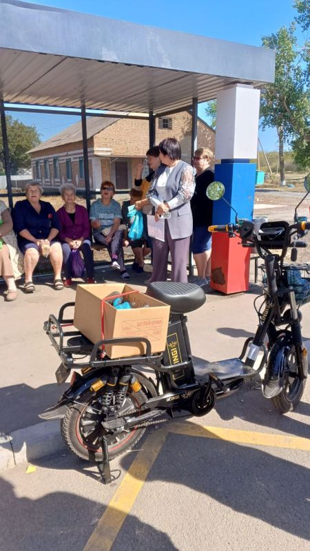 Начальник Василевского территориального отдела Ирина Щурова провела встречу с жителями с. Ульяновское
