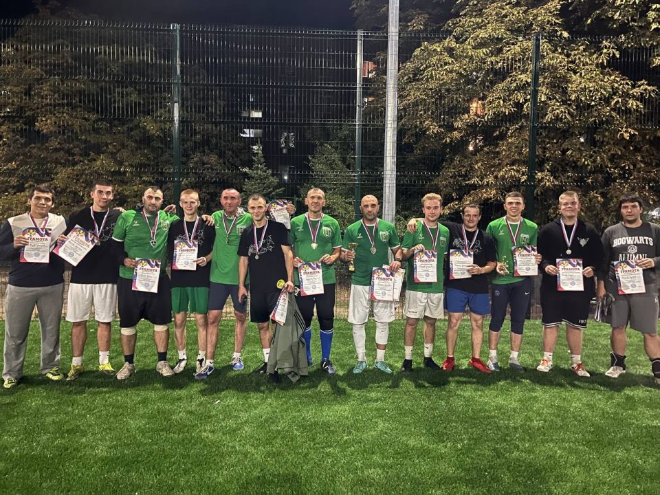 В Ждановке прошло городское соревнование по футболу