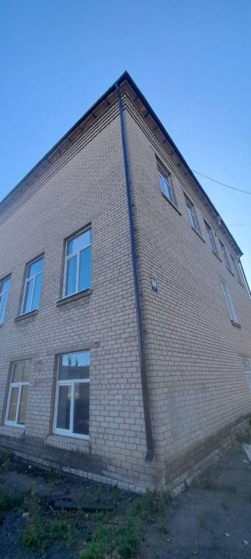 В Харцызске обновили кровлю в школе № 5 при поддержке Нижегородской области