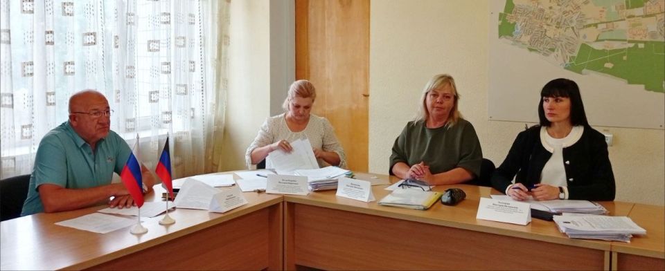 ������� ���������: � ������ ����������� ���������������� ������ ������������� ���������� ������ ������ ������ ��������� �������� �� ����� ������������������ � ������ �� ����