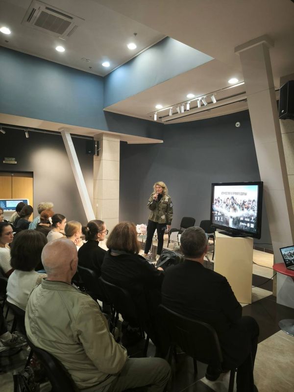 Михаил Желтяков: В Донецкой Народной Республике продолжается фестиваль «Кино на службе Отечества»