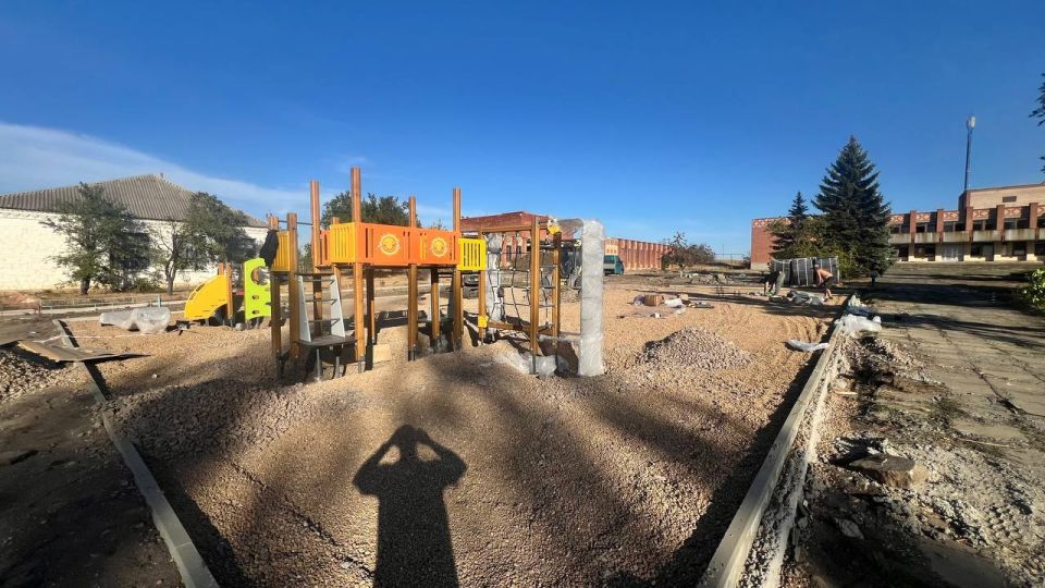 В Придорожном и Осыково установят новые спортивно-игровые площадки