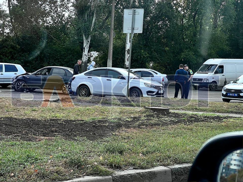 Размотались на Ждановской развилке