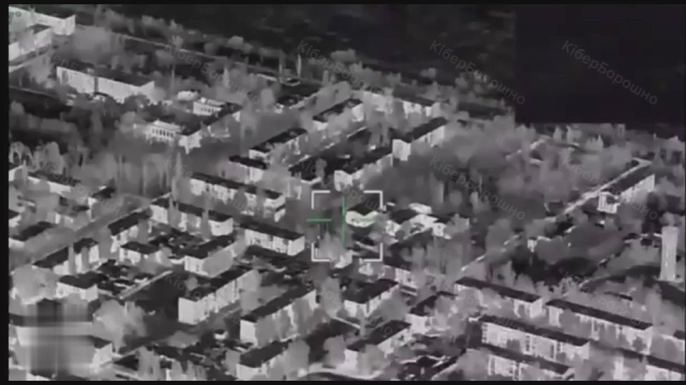 Удары новых дронов-камикадзе FP-2 ВСУ по объектам в Украинске кюгу от Селидово