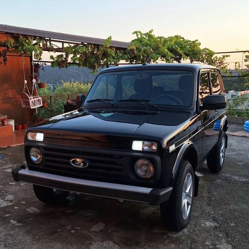1 040 �.p. LADA Niva Legend, 2025 �.�