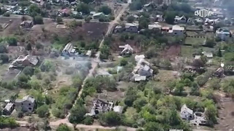 Девятая бригада группировки войск "Центр" охватывает Красноармейск с севера, у города Родинское