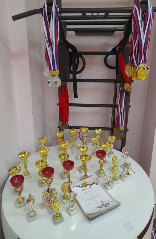 21  2025 .    .        2011-2013.., 2014-2015 .