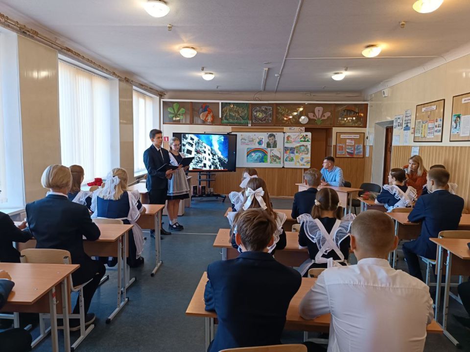 Игорь Мартынов: Встреча обучающихся с участником СВО