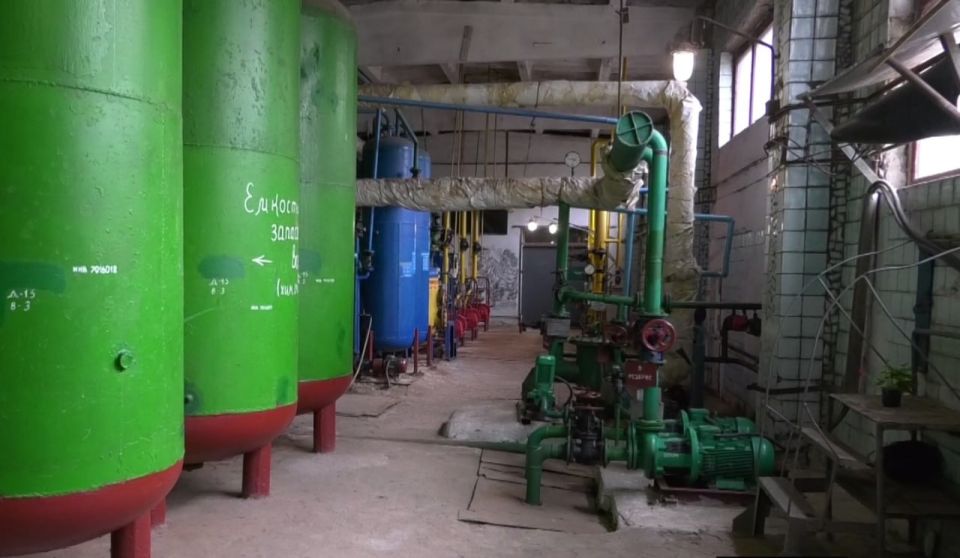 Глава ДНР, Денис Пушилин, держит на особом контроле работы по подготовке к отопительному сезону