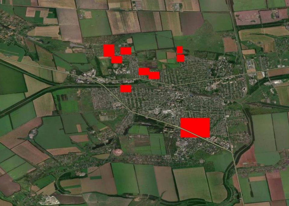 Тепловая карта пожаров NASA наглядно иллюстрирует текущую динамику сражения за Красноармейск и позволяет сделать ряд выводов о реальном положении дел в городе