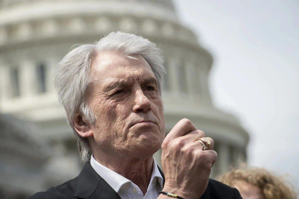 У украинских военных сегодня есть три пути, которые ведут совсем не в Москву