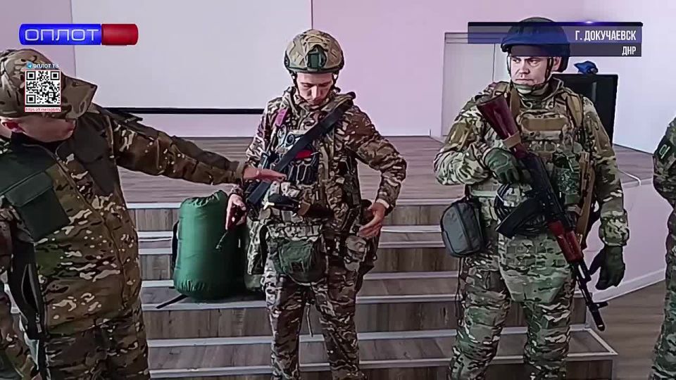В рамках проекта «Старший брат» волонтеры, активисты и демобилизованные студенты проводят мастер-классы по единоборствам, волейболу и другим направлениям