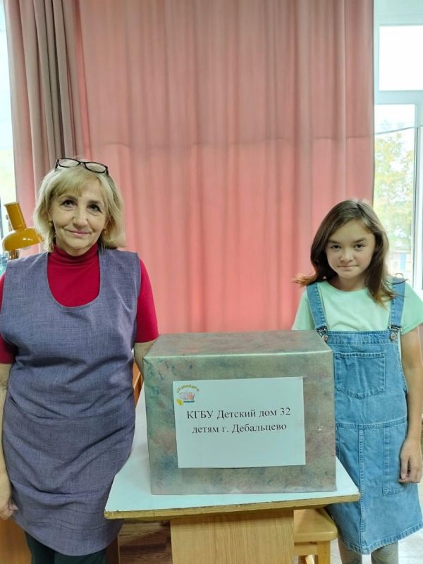 Посылку передали из Хабаровска в Дебальцево